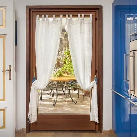 Casa Al Duomo-nel Cuore Storico Di Apartment Meran